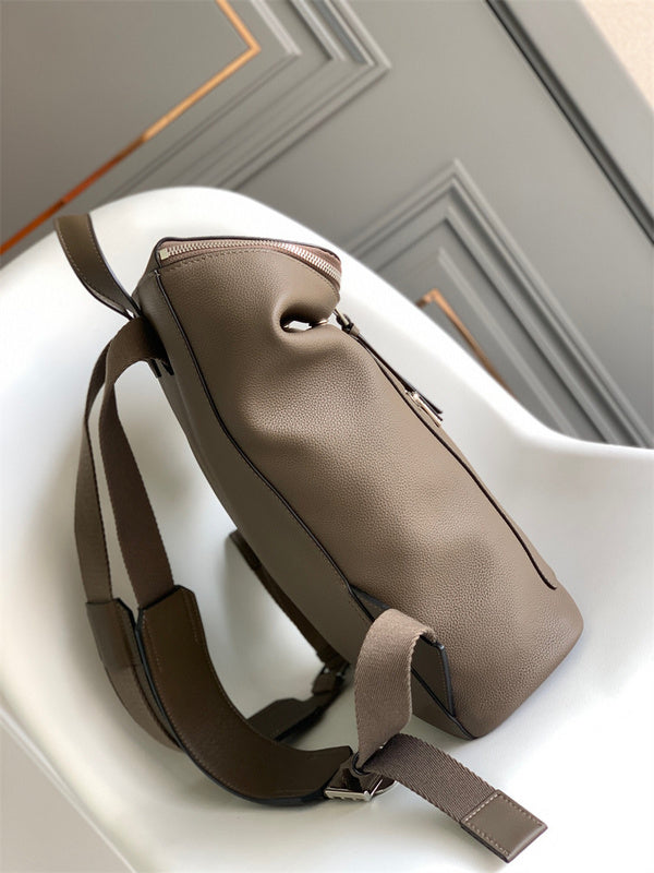 Ziva's Charm handbag – angled view (37cm*28cm*10cm)