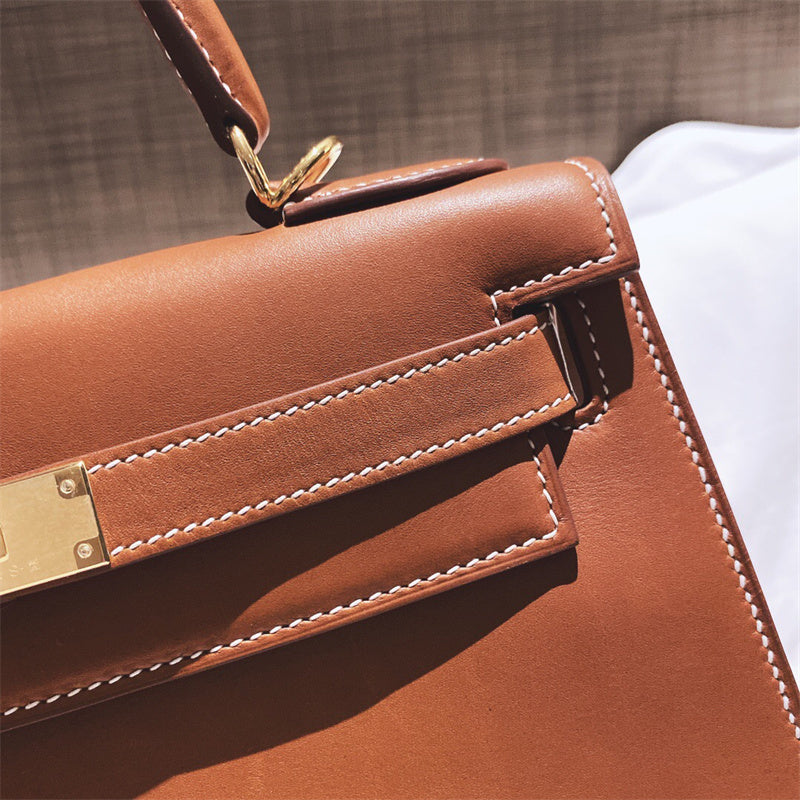  tailored tote bag detail view showing craftsmanship