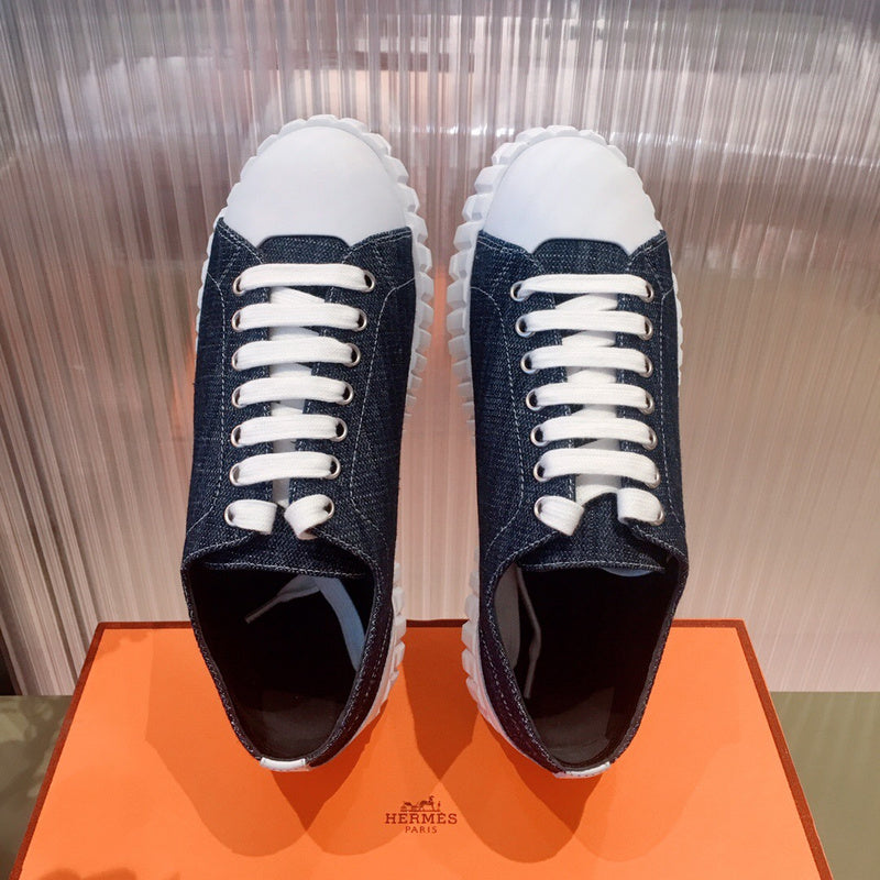 Hermes shoes Style 330 - back heel detail