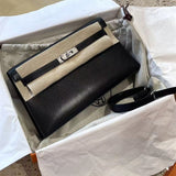  handbag interior and compartment view