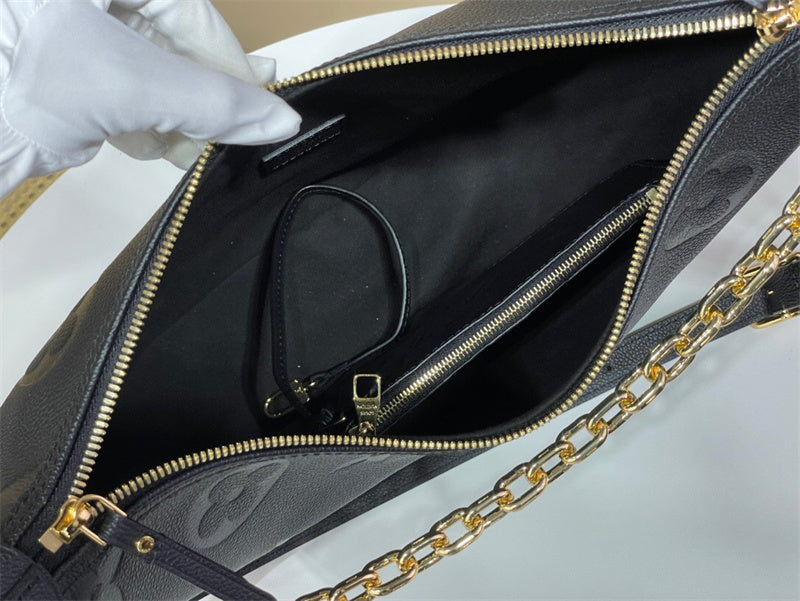  Streamlined everyday bag front view 19