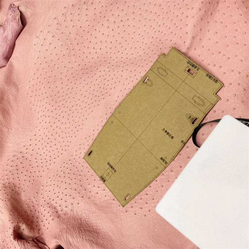  shoulder bag interior and compartment view