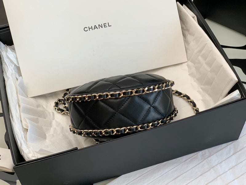  handbag, compact everyday style, image 6