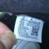 Nike crisp white luxury sneakers view 11 retro runner design