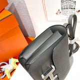  graceful tote bag detail view showing craftsmanship 8
