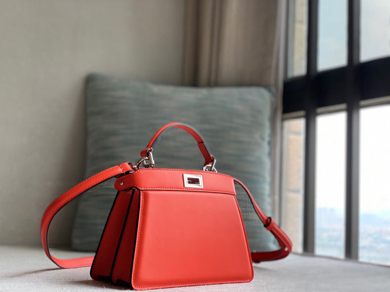 Ziva's Charm handbag – detail view (20cm*15cm*11cm)
