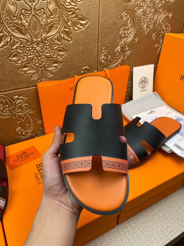 Hermes shoes Style 027 - back heel detail