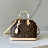  Timeless shopper bag front view
