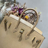  Contemporary structured bag front view 7