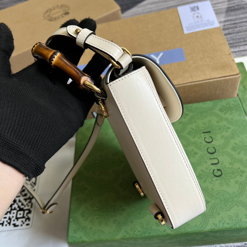 Interior view of classic premium women's handbag – women's luxury handbag
