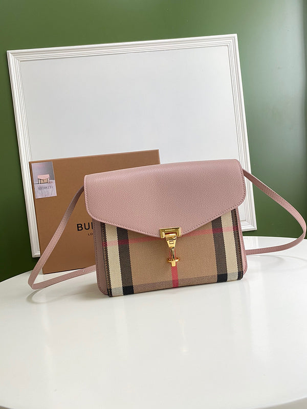 Ziva's Charm handbag – front view (one versatile size)