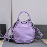 Zivas Charm Versatile Design Statement Handbag (Timeless Wardrobe Addition) – Detail View 3