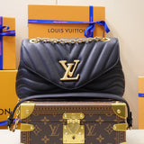 Front view of structured premium women's handbag – women's luxury accessory