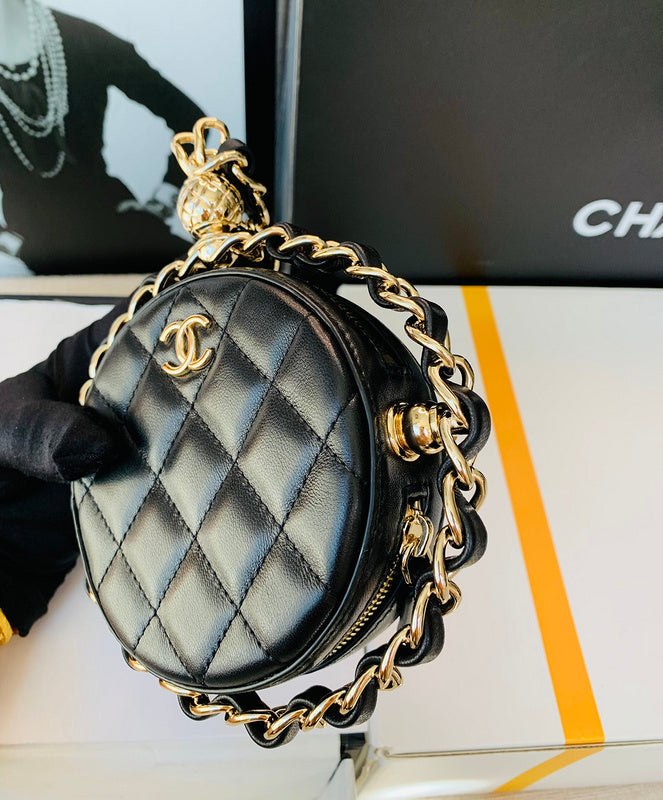  handbag, compact everyday style, image 6