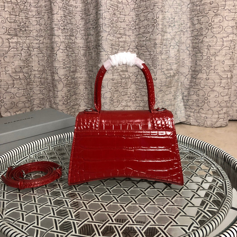 Styled lifestyle shot of premium polished women's handbag – women's luxury accessory