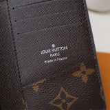  top-handle bag interior and compartment view
