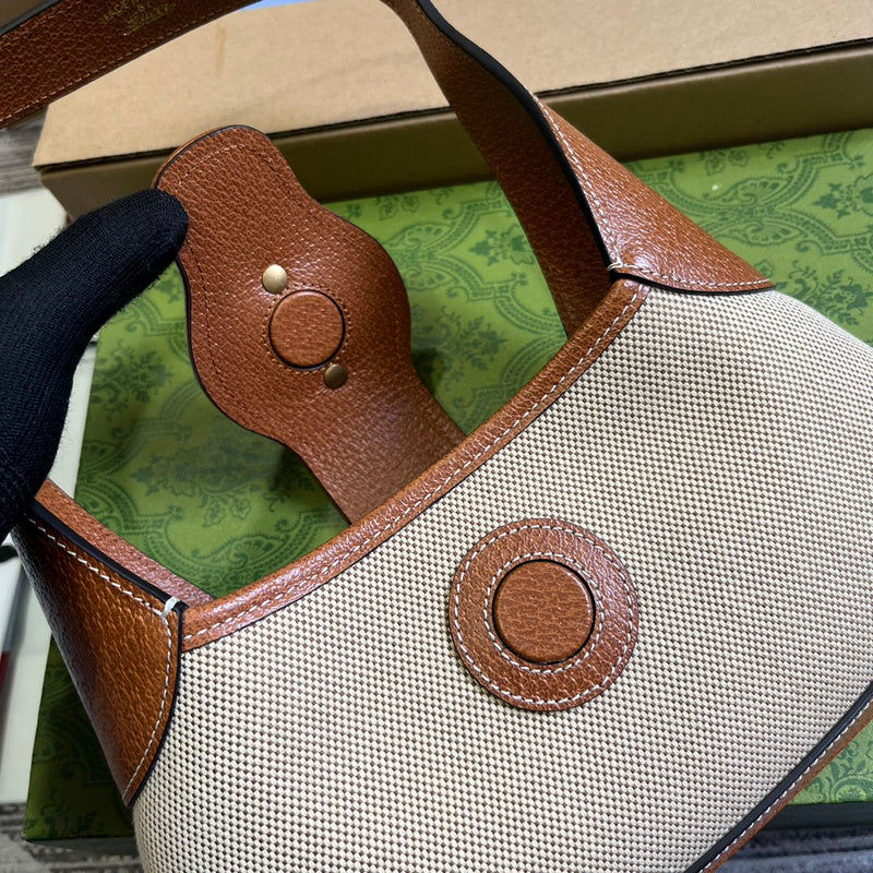 Handle and strap detail of premium structured women's handbag – women's premium purse