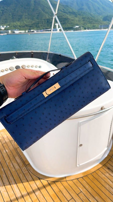  Sophisticated handbag carried on shoulder 28