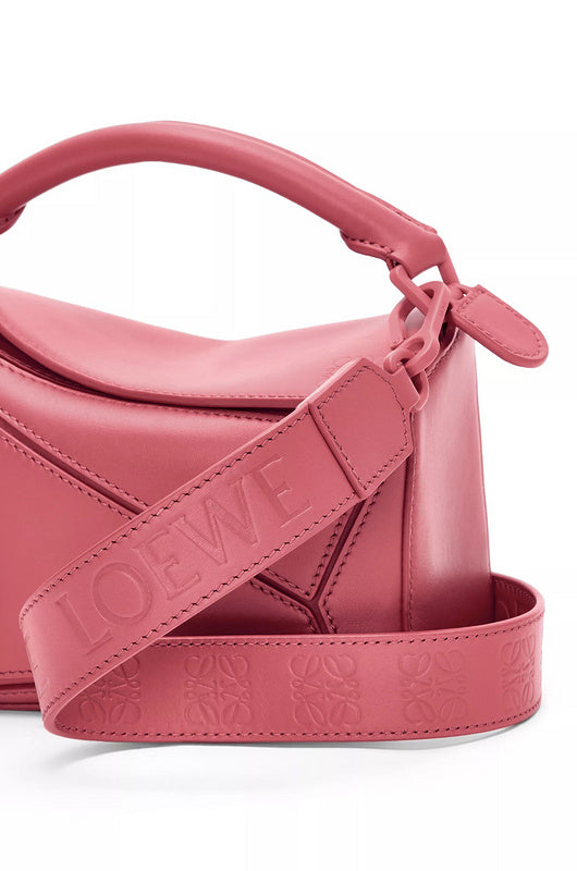 Ziva's Charm handbag – front view (17cm*12cm*7cm)