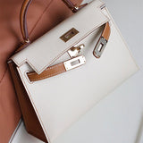 Fluid handbag styled for everyday wear