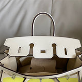  shopper bag interior and compartment view