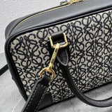Ziva's Charm handbag – front view (20cm*11cm*18cm)