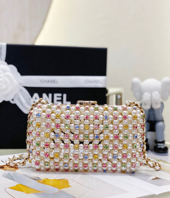  women's handbag, versatile design, view 1