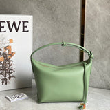 Ziva's Charm handbag – detail view (20.5cm*17cm*12.5cm)