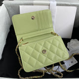 Zivas Charm Streamlined Design Fashion Handbag (Statement-Ready Design) – Styled Look