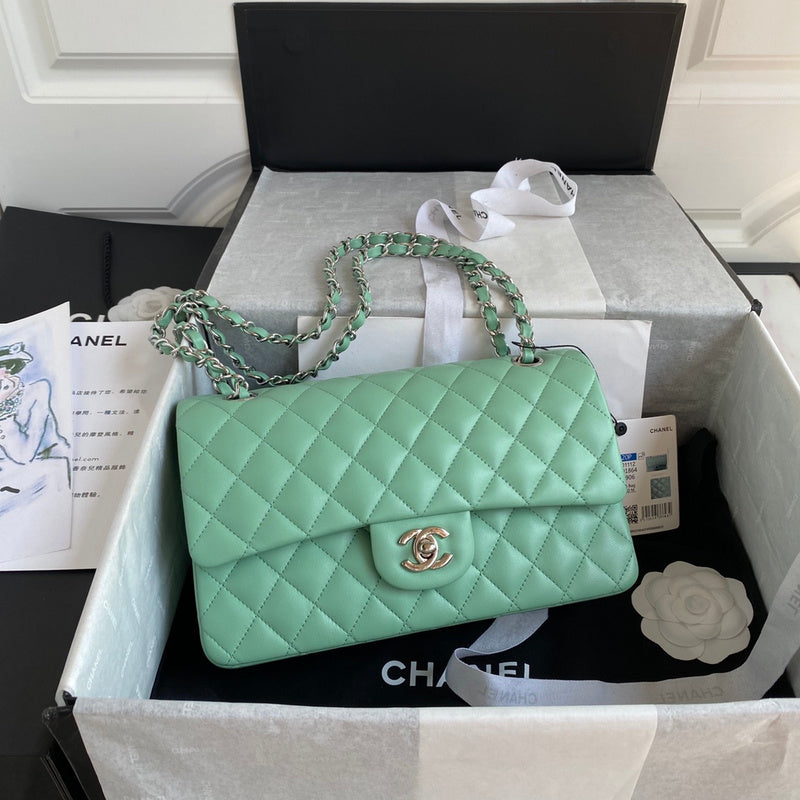  women's handbag, mid design, view 1