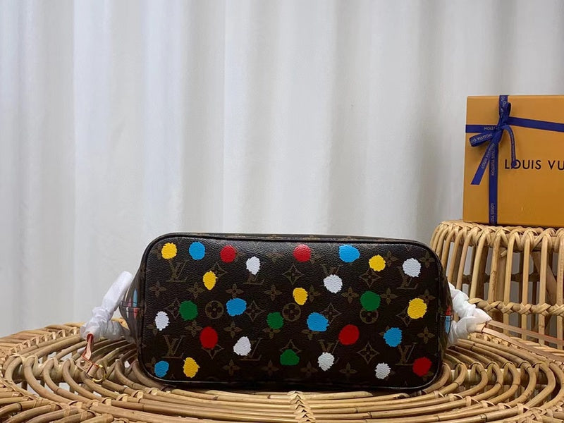 Styled lifestyle shot of chic classic women's handbag – women's premium purse