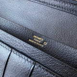  Statement carryall bag front view 7