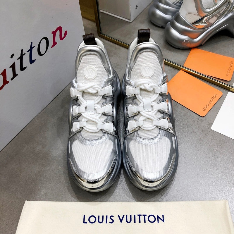 Louis Vuitton shoes Style 310 - top view showing design