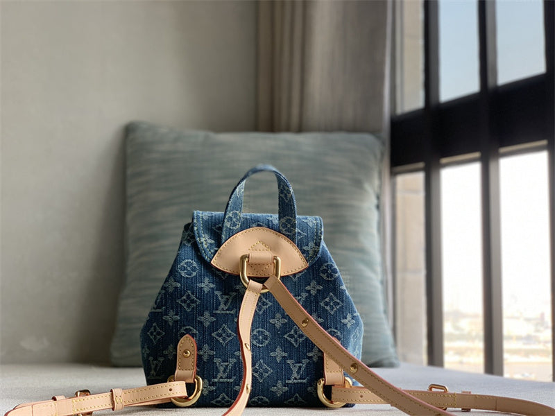  Graceful satchel carried on shoulder