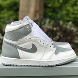 Nike two-tone luxury sneakers view 17 breathable knit upper