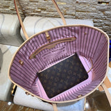  satchel interior and compartment view