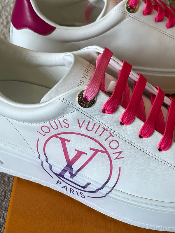 Louis Vuitton shoes Style 398 - close-up of handcrafted italian detailing (alternate angle)