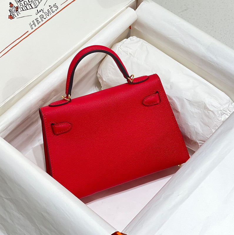 Interior view of sophisticated premium bag