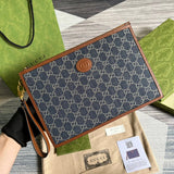 Side profile of refined chic women's handbag – women's luxury handbag