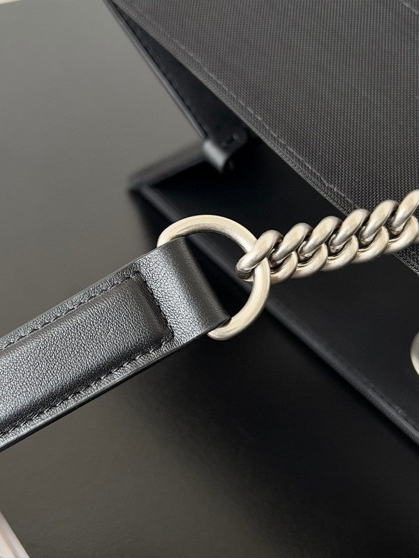 Zivas Charm Signature Style Fashion Handbag (Polished Everyday Piece) – Close-Up Detail