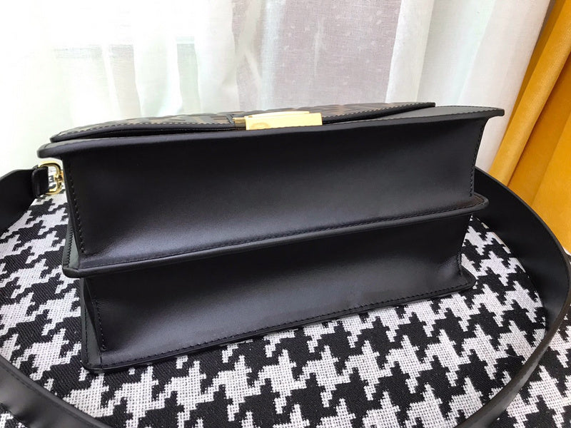 Ziva's Charm handbag – product shot (Standard Size)