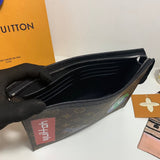 Front view of sleek structured women's handbag – women's everyday handbag