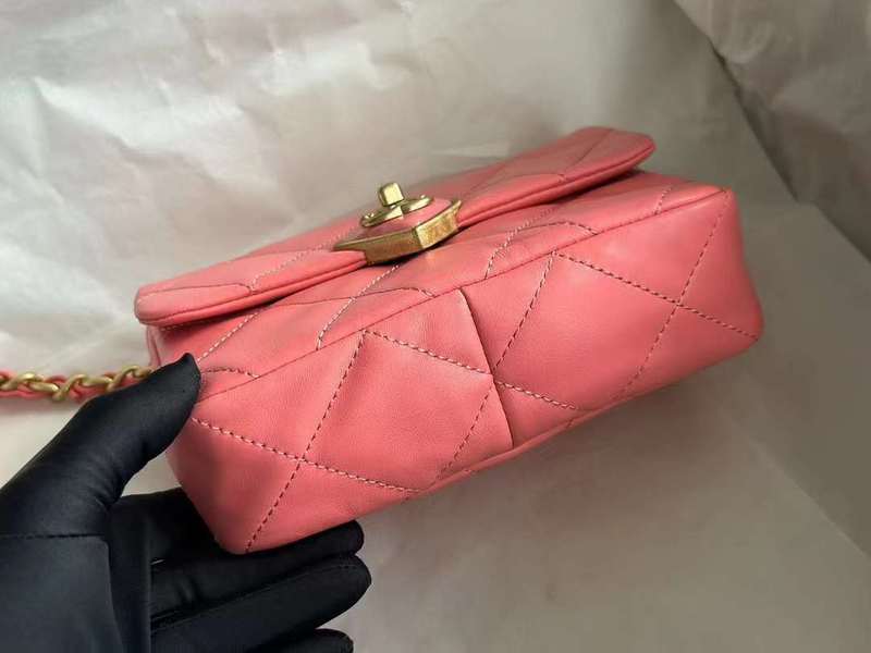 Zivas Charm Modern Minimalist Look Luxury Handbag (Thoughtfully Structured Design) – Full Silhouette