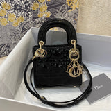 Front view of everyday-luxe elevated women's handbag – women's everyday handbag