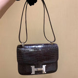 Refined handbag styled for everyday wear