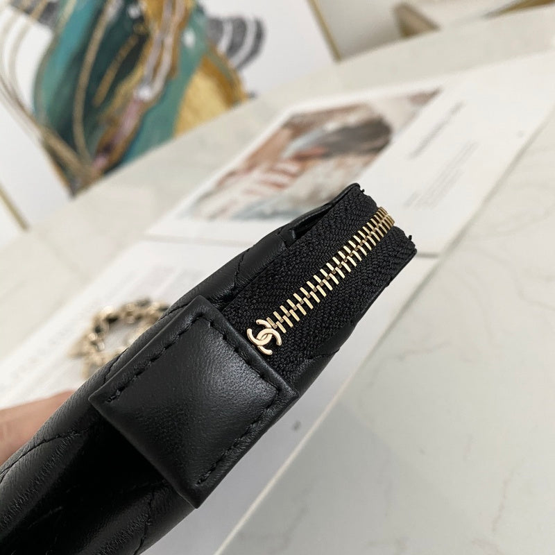  women's handbag, versatile design, view 4