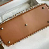 Interior view of fluid premium bag