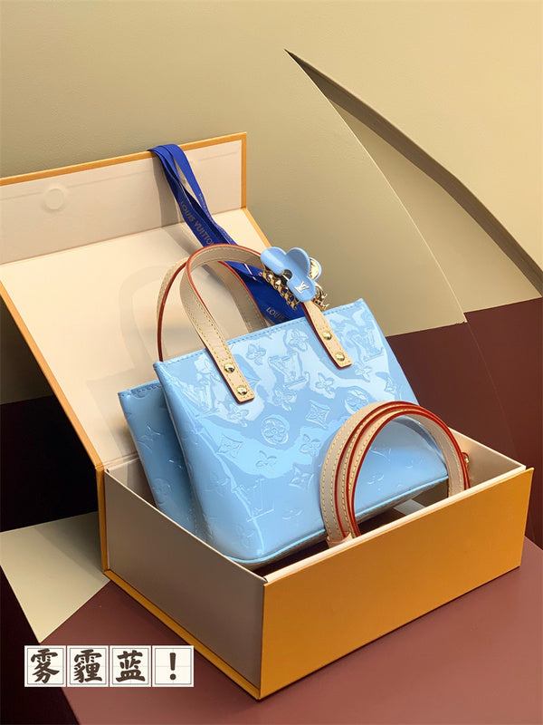  understated carryall bag detail view showing craftsmanship 20