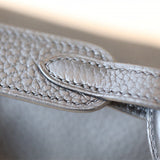  Refined carryall bag front view 7