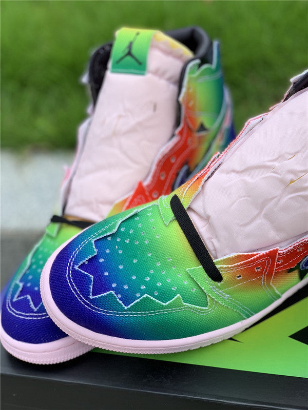 Nike Men's & Women's Premium Low-Top Trainers — Style 037 detail view